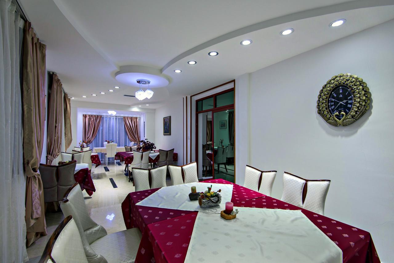 Hotel Iris Zlatibor Exterior photo